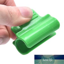 24 Pcs Gardening Supplies Plastic Film Buckle Clip Greenhouse Snap Clamps Film Buckle Clamps Plastic Pipe Clamps