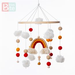 Bit Bites Baby Crib Mobiles Rattles Toys Bed Bell Carousel For Cots Projection Infant Babies Toy 0-12 months For Newborns 210320