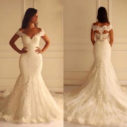 Vendita calda Abiti da sposa a sirena Appliques in pizzo vintage Abiti da sposa Scollo a V Off the Shoulder Hollow Back Custom Made Brides Wear