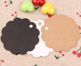 6*6cm DIY Kraft Paper Party Wedding Favor Gift Label Wish Greeting Cards Circular Scalloped Blank Tags Luggage Label Clothing Price Hang Tag