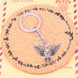 Keychain fly skull bat Pendants DIY Men Jewellery Car Key Chain Ring Holder Souvenir For Gift