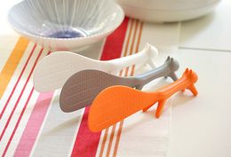 Fedex DHL Free shipping 100pcs/lot Cute Plastic Handle Squirrel Spoon Vertical Non-stick Rice Spoon Creative Rice Shovel