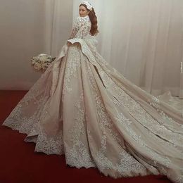 A Line Long Sleeve Wedding Dresses Muslim High Neck Luxury Applique Sweep Train Plus Size Wedding Dress Beads Saudi Arabia Beach Bridal Gown