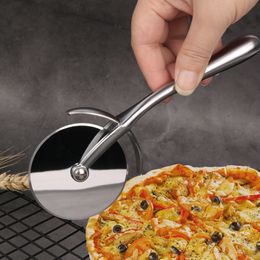 White Nickel Plated Zinc Alloy Pizza Cutter Wheels Tools Durable Cake Bread Pies Round Divider Knife Pastry Pasta Dough Baking Cutting Tool JY0384