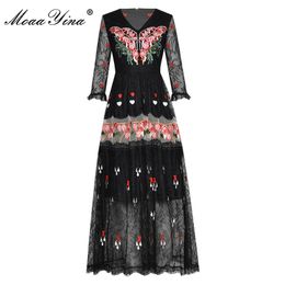 Fashion Designer dress Spring Women's Dress V Neck Mesh Floral Heart-shaped Embroidery Elegant Vintage Black Dresses 210524