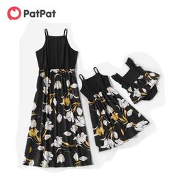 Summer Mosaic Mommy and Me Floral Tank Dresses Flutter-sleeve Romper Sleeveless Matching Outfits 210528
