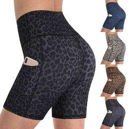 Women High Waist Casual shorts Quick Dry Elastic Gym Running shorts Phone Pocket Hip Fitness Training Workout Short Leggings 210515