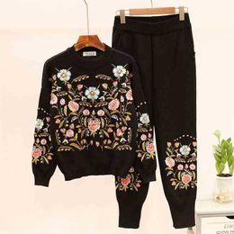 Women Vintage Two Piece Sets Autumn Winter Long Sleeve Bead Embroidery Pants Outfits Woman Black Tracksuits Clothes 210525