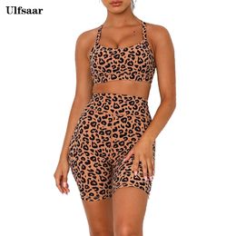 Women SeamlLeopard Print Set FitnSport Bra Biker Shorts Gym Suit 2 Piece Workout Clothes Leopard Running Sports Wear X0428