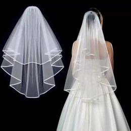 Ivoire blanc 2 couches courtes voile de mariée avec le bord de ruban de peigne de haute qualité