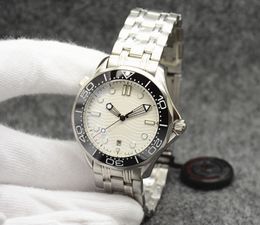 300M 2023 Diver 42MM Automatic Mechanical Mens Watches Watch White Dial Black Rubber Strap Bracelet Rotatable Bezel Transparent Case Back Men Wristwatches 3s
