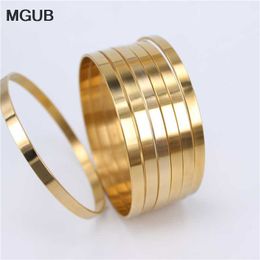 Mgub Diameter 70mm 5mm Wide 7pcs Bracelet Stainless Steel Men and Women Bright Suitable for Wear Original Image Lh511 Q0717