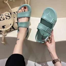 2021 New Summer Shoes Ladies Flat Sandals Soft Leather Casual Open-toed Gladiator Platform Comfortable35-41 Y0721