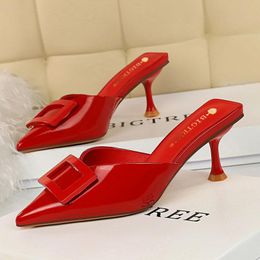 Silver Heels For Women Slipper Patent Leather Slides Pumps Mules Sandals Buckle Stiletto Kitten Heel Shoes Six Colors 2021 Slippers