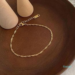 2021 Korean Fashion Thin Water-wave Gold Bracelets For Girl Tarnish Free Anti-allergy Stainless Steel Chain Bangle