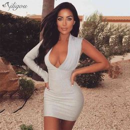 Women's Summer Sexy Deep V Neck Sparkling Silver One Shoulder Mini Bandage Dress Elegant Club Party Vestidos 210527