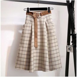 Plaid Vintage Warm Thick Winter High Waist Women Skirts Female Autumn Plus Size A-line Long Girls Skirt Brown Elegant Skirt 210619