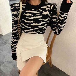 JXMYY Autumn and winter new retro puff sleeve zebra pattern loose knit sweater women casual short pullover sweater 210412