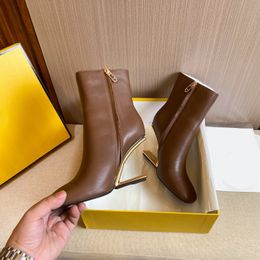 Европейский и американский стиль женские специальные сапоги на каблуках 2021 кожаный завод оптом упаковка полный размер 36-41