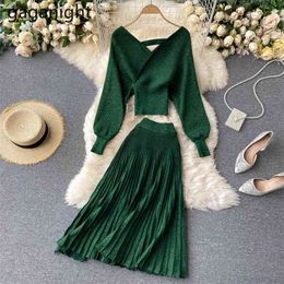 Sexy V Neck Knitting Pullover And Elastic High Waist Pleated Skirt Two Pieces Set Women Spring Autumn Sweater Outfits 210601