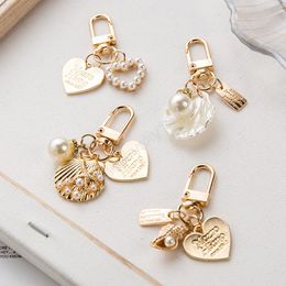 Fashion Creative Cute Heart Shell Pearl Key Chain Leaf Metal Car Keychain Holder Student Bag Pendant Jewelry Ornament Trinket