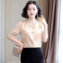 Korean Silk Women Blouses Satin Blouse Tops Elegant Woman V-neck Short-Sleeve Shirts Plus Size Blusas Mujer De Moda 210531