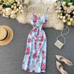 Women's Printed Spaghetti Strap Dress Summer Design Sense Bandage Bow Lacing Sexy V-Neck Split A-Line ML901 210506