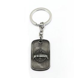 anniversary keychain UK - Keychains Lara Croft Tomb Raider Keychain 20th Anniversary Edition Metal Pendant Dog Tag Keyring Bag Car Key Chain Chaveiro Movie Jewelry