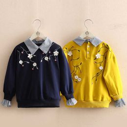 Autumn Spring 2 3 4 5 6 Years Flower Embroidery Turn-Down Collar Patchwork Fake 2 Pcs Sweatshirt For Kids Baby Girls 210529