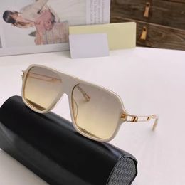 -Designer Sunglasses for Men Day and Night Modello classico ESTERNO Speciale Plancia UV 400 Plancia di alta qualità Vieni con Casecloth PKCVC
