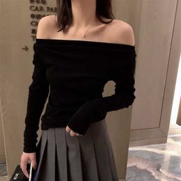 Sexy Slash Neck Solid Women Tee Shirt Casual Long Sleeve Korean Elegant Fashion Tops Spring Simple Slim T-shirt 13A229 210525