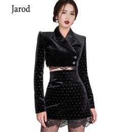 High Quality Korean Women Two Piece Set Elegant Black Dot Velvet Short Coat And Waist Bodycon Lace Patchwork Skirt Suit 210519