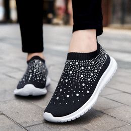 Derss Bayan Ayakkabı Largeçler Boyutları Rhinestone Çorap Renkler Eşleştirme Kalın Soled Yaşlı Çift Ayakkabı Spor Sneaker Kadın Eğitmenler Sneakers 35-43