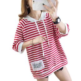 Lucyever Fashion Striped Women T Shirt Pure Cotton Hooded Spring Korean Plus Size Tees Casual O Neck Loose Oversize Ladies Top 210330