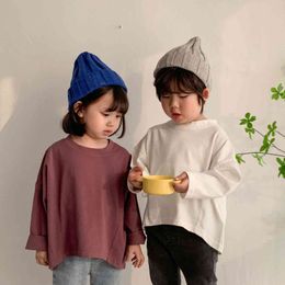 Japanese style kids cotton solid color loose T shirts Boys long-sleeved Tees girls all-match Tops clothes 210508