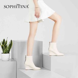 SOPHITINA Sexy Pointed Toe Boots High Quality Genuine Leather Fashion Design Zipper Solid Shoes Wedges Ankle Boots PO258 210513