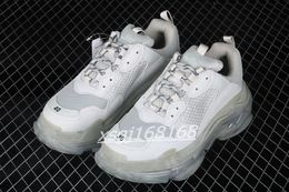 Fashion Paris Ladies 17 Triple S Casual Shoes Men's and Women's Classic Air Cushion Sneakers Designer Couple