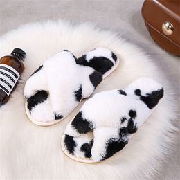 Chic Cow Pattern Cross Band Indoor Women Fur Slippers Open Toe Fluffy Slippers For Girls House Soft Plush Girls Flat Shoes Y1120