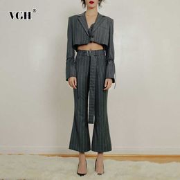 Grey Striped Women's Suit Flare Long Sleeve Lace Up Short Blazers High Waist Sashes Flares Pants Two Piece Set Female 210531
