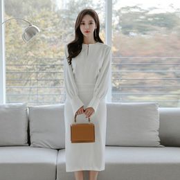 LLZACOOSH Arrival Office Ladies Bodycon Midi Dress Spring Autumn White Lantern Sleeve O Neck Dress Fashion Split Long Dresse 210514