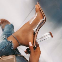 2021 Frauen Sandalen PVC Gelee Kristall Ferse Transparente sexy Klare High Heels Sommer Chunky Pumps Schuhe 051202