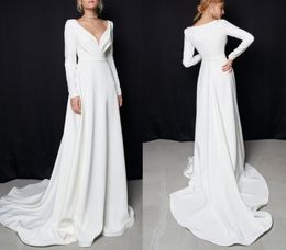 Muslim Wedding Dresses Robe De Mariee Modest Bridal Gowns Long Sleeves V Neck Pleats A Line Simple Soft Satin Vestidos