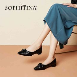 SOPHITINA Soft Sweet Woman Flats Shoes Butterfly-knot Comfort Casual Spring Autumn Pointed Toe Walking Ladies FO307 210513