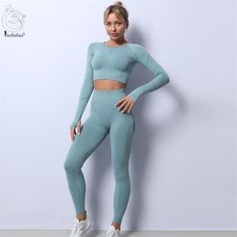 2PCS Seamless Women Yoga Set Workout Sportswear Gym Clothing Fitness Long Sleeve Crop Top High Waist Leggings Sports Suits 210802