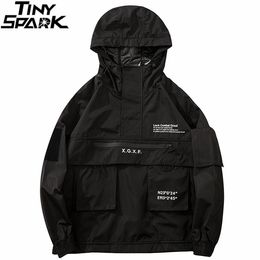 Men Hip Hop Streetwear Jacket Coat Black Windbreaker Cargo Jacket Pullover Harajuku 2021 Hooded Track Jacket Tactical Outwear p0804