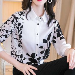 Women's Spring Summer Style Silk Blouses Shirt Turn-Down Collar Button Printed Three Quarter Sleeve Elegant Tops DF3848 210609