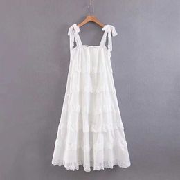 PERHAPS U Sleeveless V Neck Strap Maxi Dress White Solid Lace Cascading Sundress D1000 210529