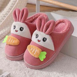 Pantofole morbide invernali Bambini Toddler Girl Warm Flip Flop Baby Boys Scivoli in pelliccia Scarpe da interno in cotone Warm Fluffy House Scarpe per bambini 211119