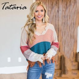 Autumn and Winter Sweater Women's Contrasting Color Pullover V-neck Batwing Sleeve Broken Feathering Loose Plus Size 210514