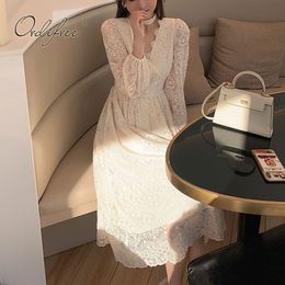 Autumn Women Party Long Sleeve Tunic Elegant White Lace Midi Dress 210415